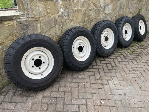 Land Rover Defender Original Steel Wheels & Michelin Tyres 7.50 x r16c
