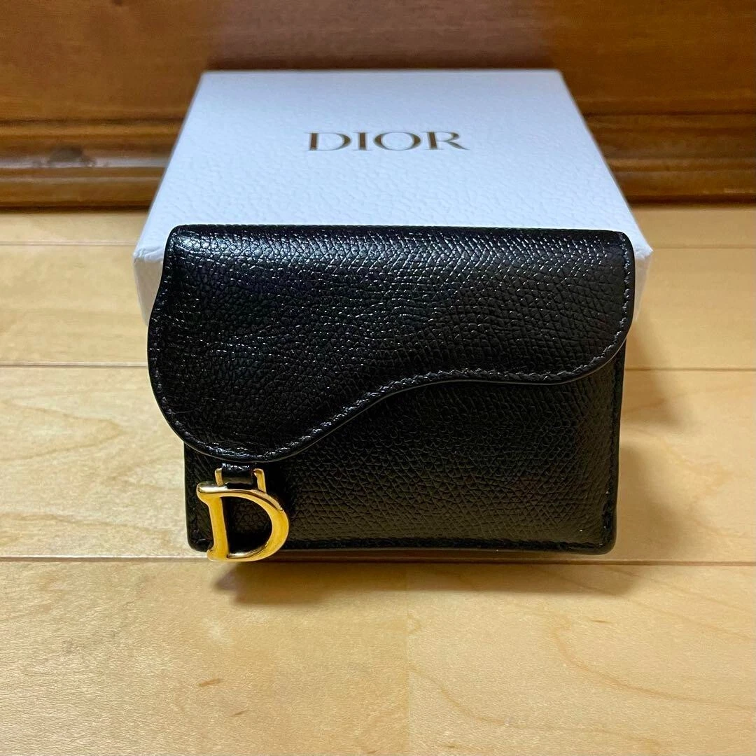 Portefeuille Christian Dior pliable cuir Christian Dior du Japon occasion bon état sans boîte