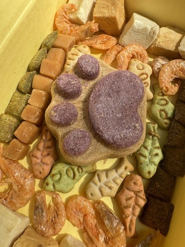 🐱Cat Treat Box Freeze Dried Poultry Fishy Box, Salmon Cod Shrimp Chicken Catnip - Picture 18 of 18