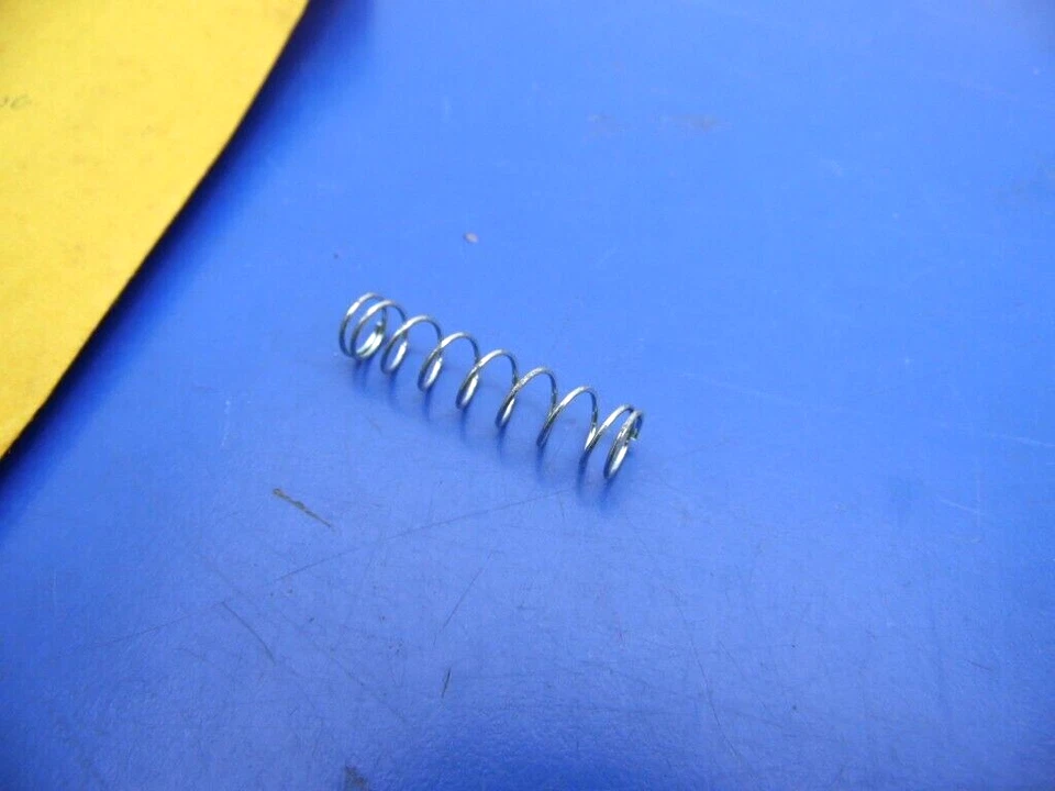 Green Machine 309864 , Spring , NEW, Lot of 1 - Image 2 of 3