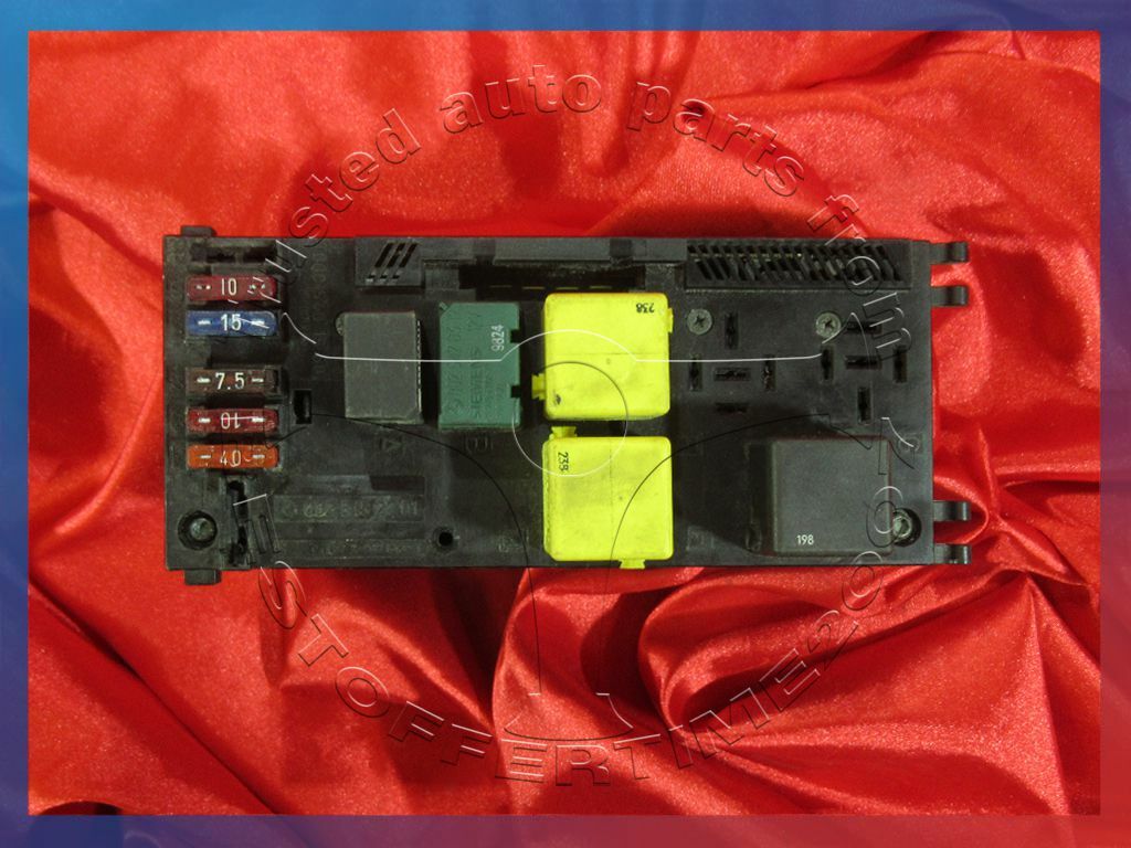 MERCEDES-BENZ E W210 C W202 FRONT ELECTRICAL FUSE SAM