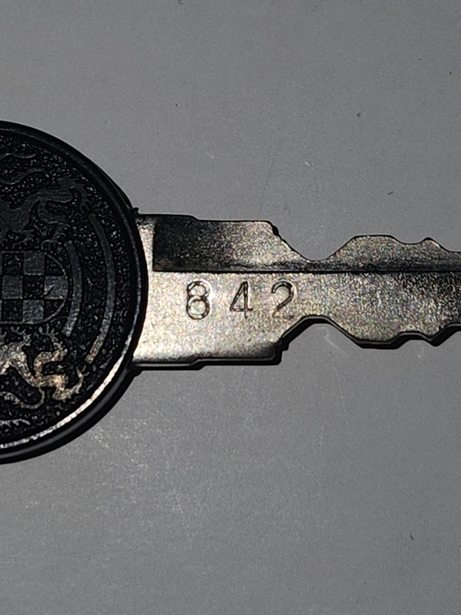 NOS OEM Kawasaki Pre Cut Motorcycle Key #842 27008-1004-42