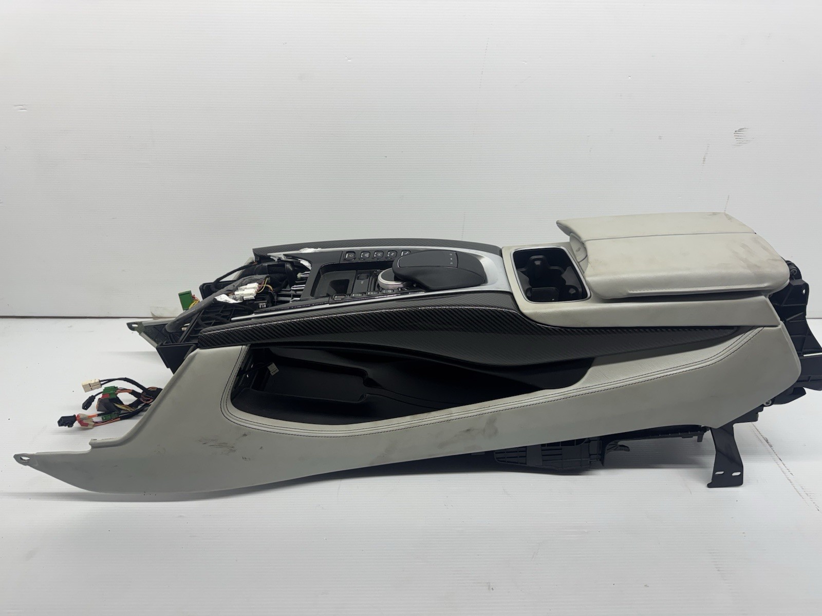 OEM Aston Martin DBX Center Console Assembly Carbon Trim Complete 2022 Used