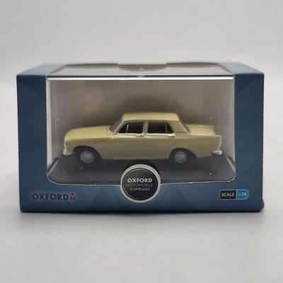 Oxford Automobile Die Cast Tuscan Yellow Ford Zephyr. Neu im Karton
