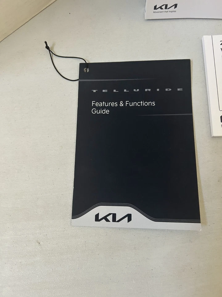 2024 KIA TELLURIDE OWNERS MANUAL OPERATORS USER GUIDE BOOK WITH CASE OEM  - Image 4 of 4