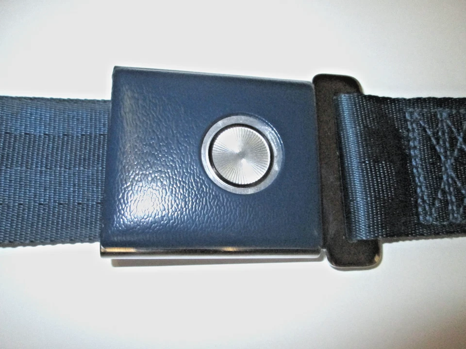 NOS 66 Mustang Fairlane Ford Falcon Dark Blue Rear Seat Belt C6AZ-63613B84-EAD Foto 3 de 4