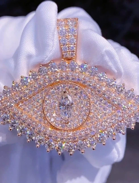 Colgante de moissanita real de corte redondo de 5 quilates para hombre enchapado en oro rosa de 14 quilates plateado Foto 4 de 4