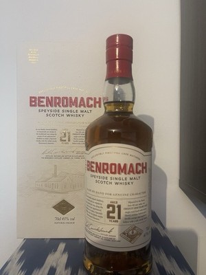 Benromach 21 43% vol. Speyside Single Malt Scotch Whisky 0.7 l in Geschenkbox