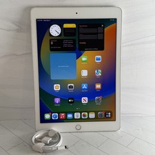 Apple iPad Pro 1st Gen 9.7 inch 256 GB Wi-Fi Cellular A1674 17