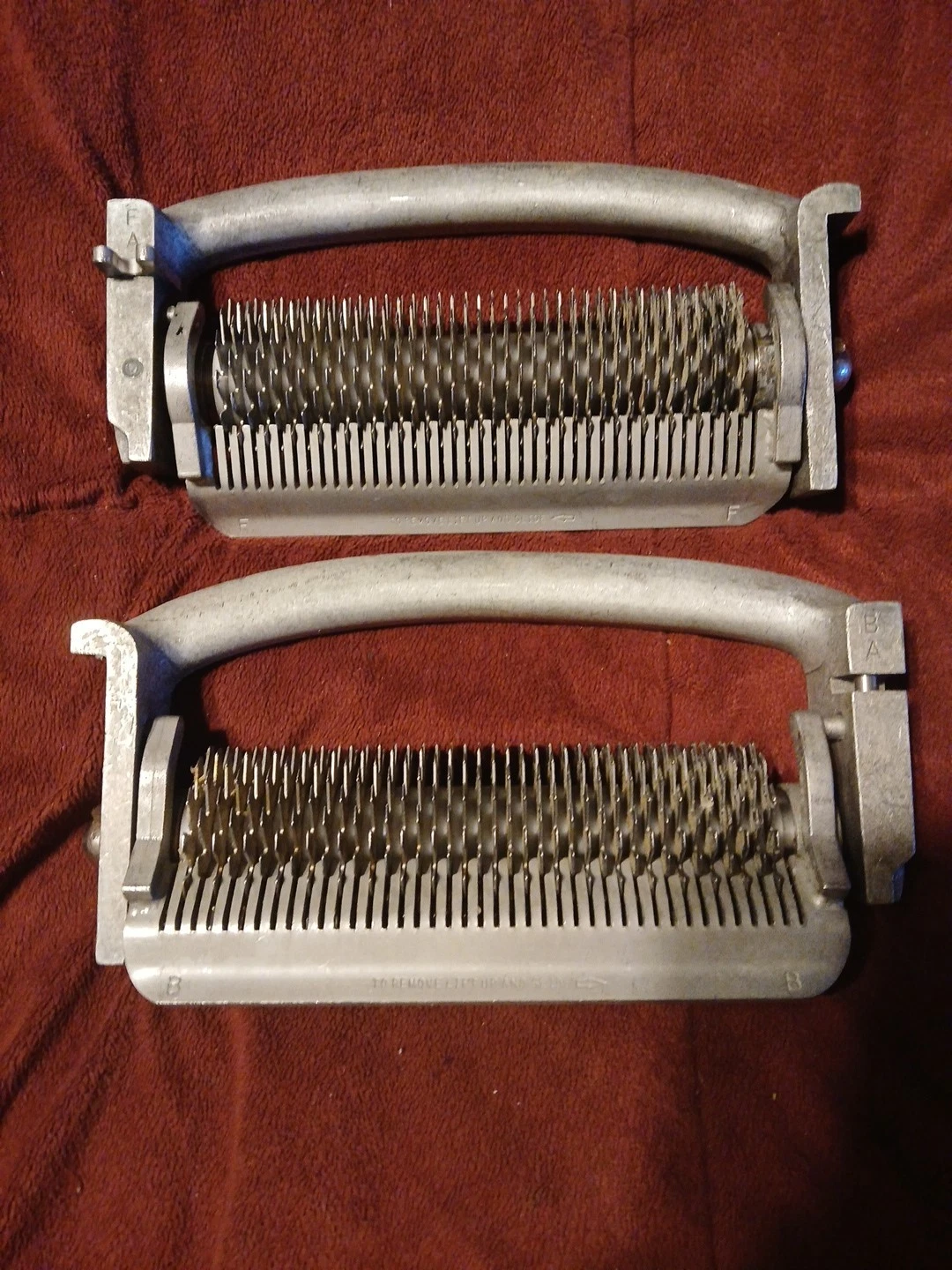 Hobart meat tenderizer blades All Straight.
Opens in a new window or tab