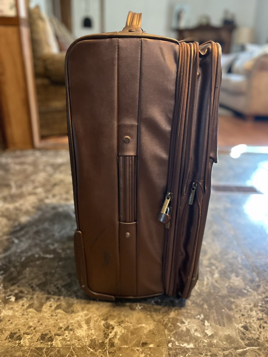 Liz Claiborne Brown Expandable Travel Luggage 25” H x 12 “D. Pre