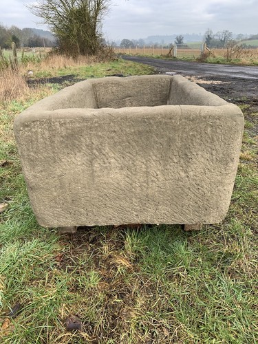 large Cast stone trough - Picture 5 of 12