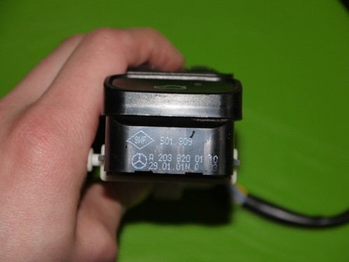 01 2001 Mercedes-Benz C 240 Left LH Driver side Master Power switch control OEM - Picture 3 of 3