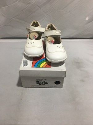 kids white leather shoes