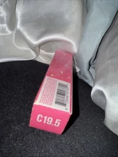 Jeffree Star Magic Star Color Corrector Concealer C19.5