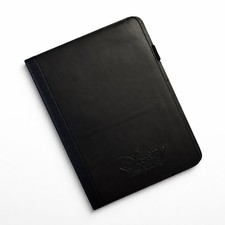 *Hallazgo raro* Carpeta portafolio de cuero sintético negro de parques y eventos de Disney