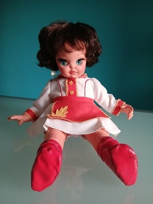 ''FURGA'' Puppe Martina, Vintage 1968, Vinyl und Stück, Höhe 47 cm.