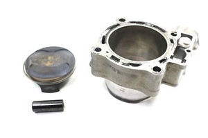 2018 Honda CRF450RX Motor Engine Cylinder OEM 12100-MKE-A00