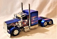 New Ray -  1:43 Scale Kenworth W900 Custom Truck Cab Blue (BBNR15241BL)