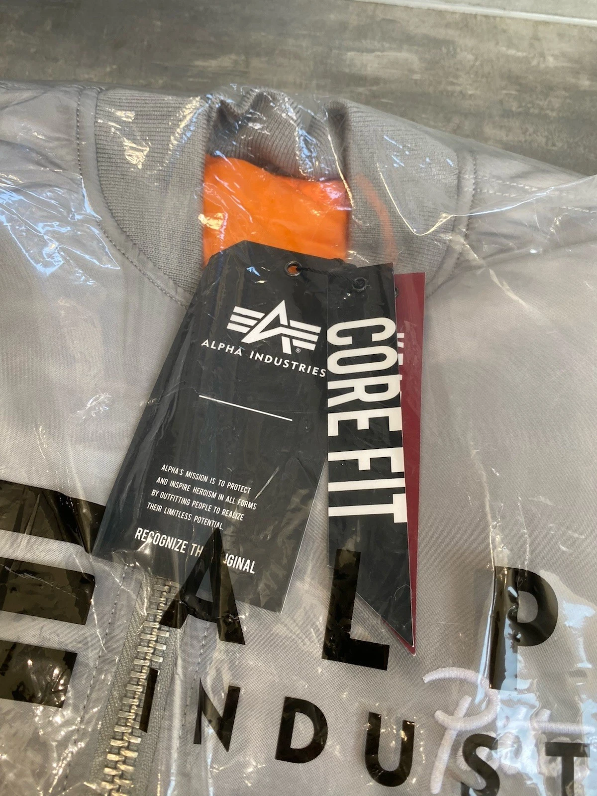 Patta X Alpha Industries MA-1 Anniversary Bomber Jacket Size Medium Brand New 5