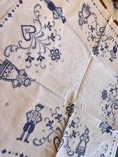 Kreuzstich Hochzeit bayrisches Motiv Trachten blau 85x85cm Baumwolle