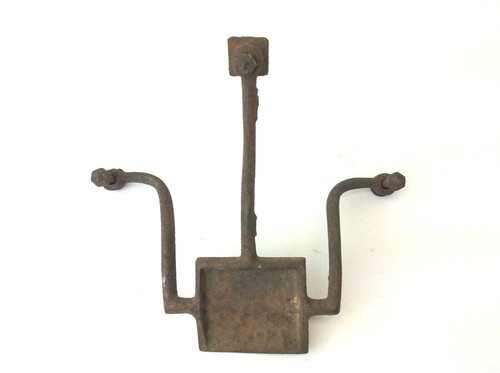 Antique Old Buggy Wagon Foot Rest Step Up Cast Iron Metal Part Used Rusted - Picture 7 of 12