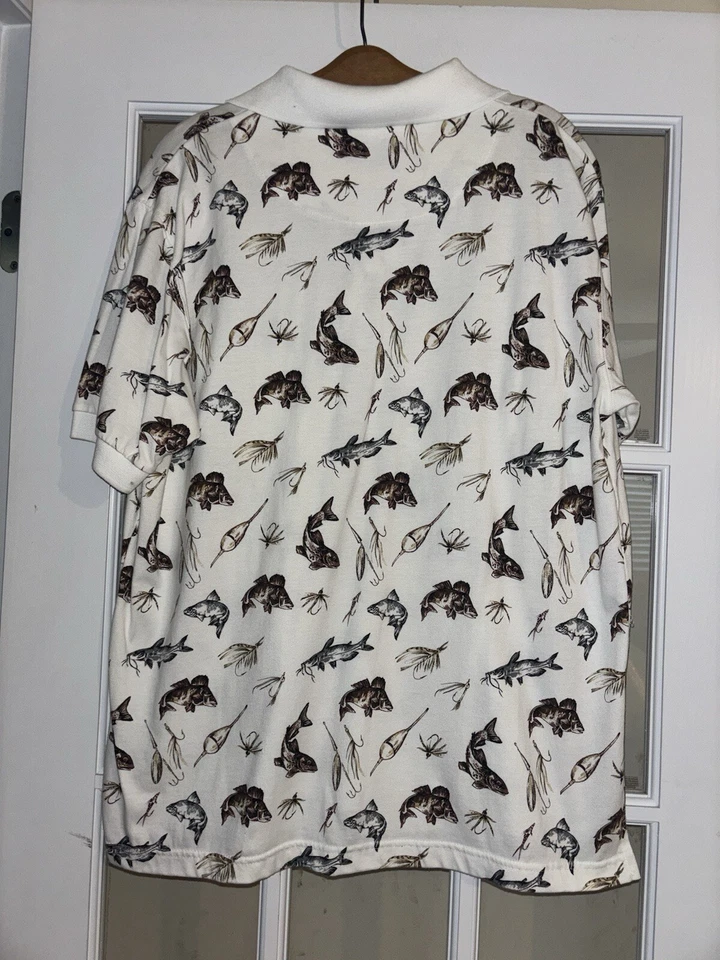 Camisa polo temática Michael Austin Fish blanca preppy mediana Foto 4 de 4