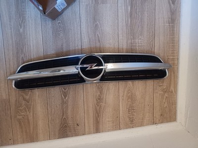 Opel Vectra C Kühlergrill Chrom 03