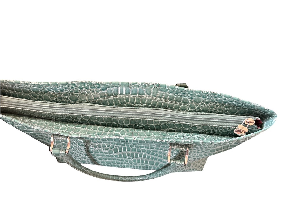 Kathy Van Zeeland Fabulous Large Green Mock Croc PVC Shoulder XL