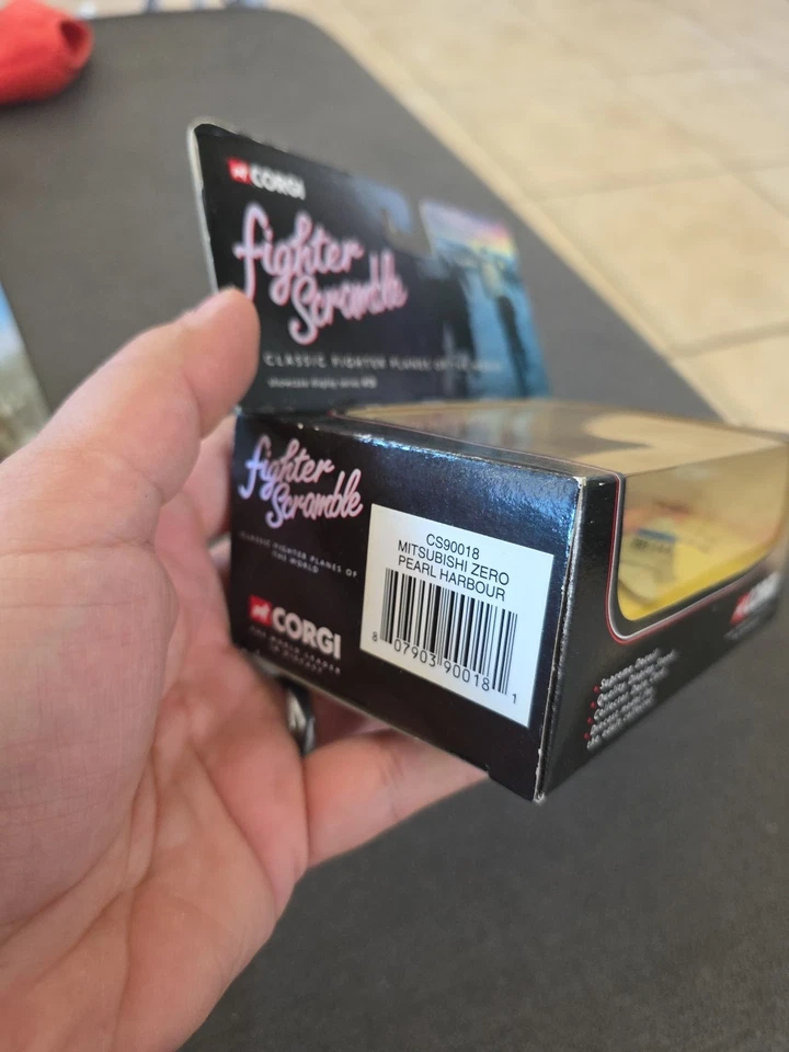 CORGI FIGHTER SCRAMBLE CS90018 MITSUBISHI ZERO PEARL HARBOUR - MODEL PLANE - Image 2 of 4