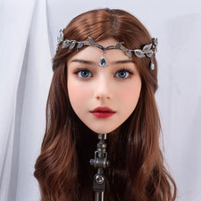 1:1 replica of a female head model, made of TPE material,designed for hair styli
