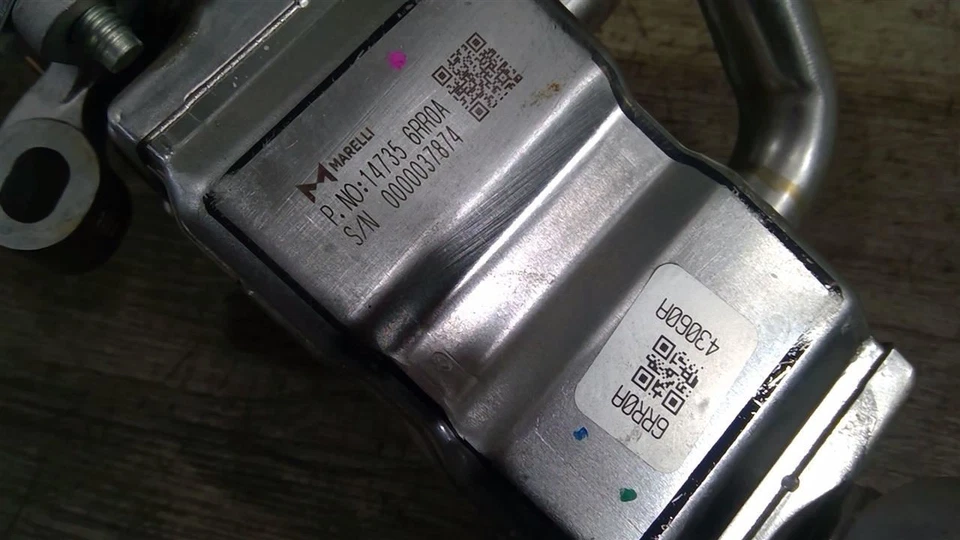 Nissan Rogue EGR 2021-2023 recirculación de gases de escape OEM 14735-6RR0A Foto 4 de 4