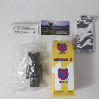 Bearbrick Medicom Toy 100% Figure Snake Series 11 w Card