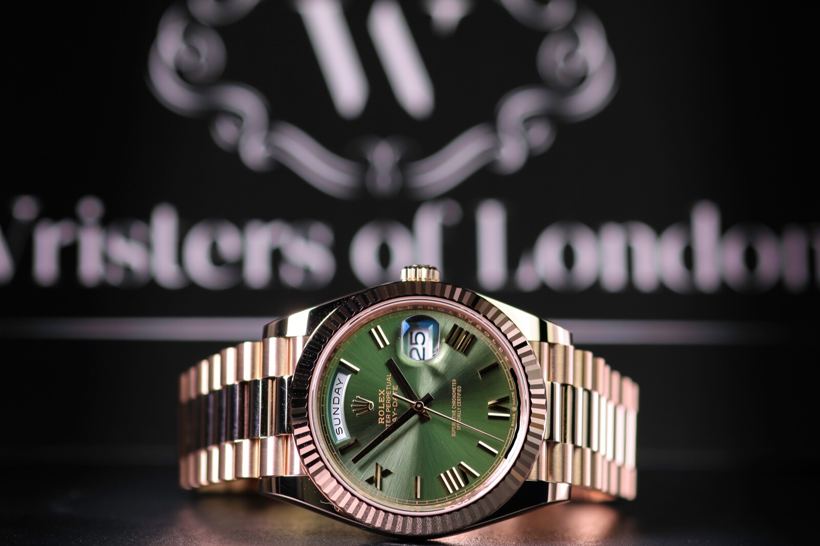 Rolex Everose Day-Date Olive Dial 228235 2022 image 6
