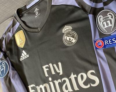 Player Issue CR7 Ronaldo Real Madrid 16/17 Size 8 adidas Player Issue CR7 Ronaldo Real Madrid 16/17 Size 8 adidas