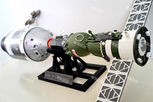 1/48/72 Apollo 18 & Soyuz 19 Manned Spacecraft ASTP Docking Kits Toys Models - Bild 2 von 28