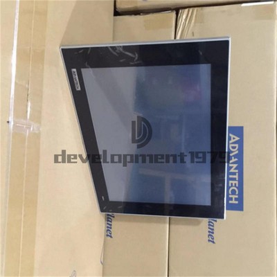 Ein Neu Advantech TPC-312-R833A Industrielle Computer Touchscreen