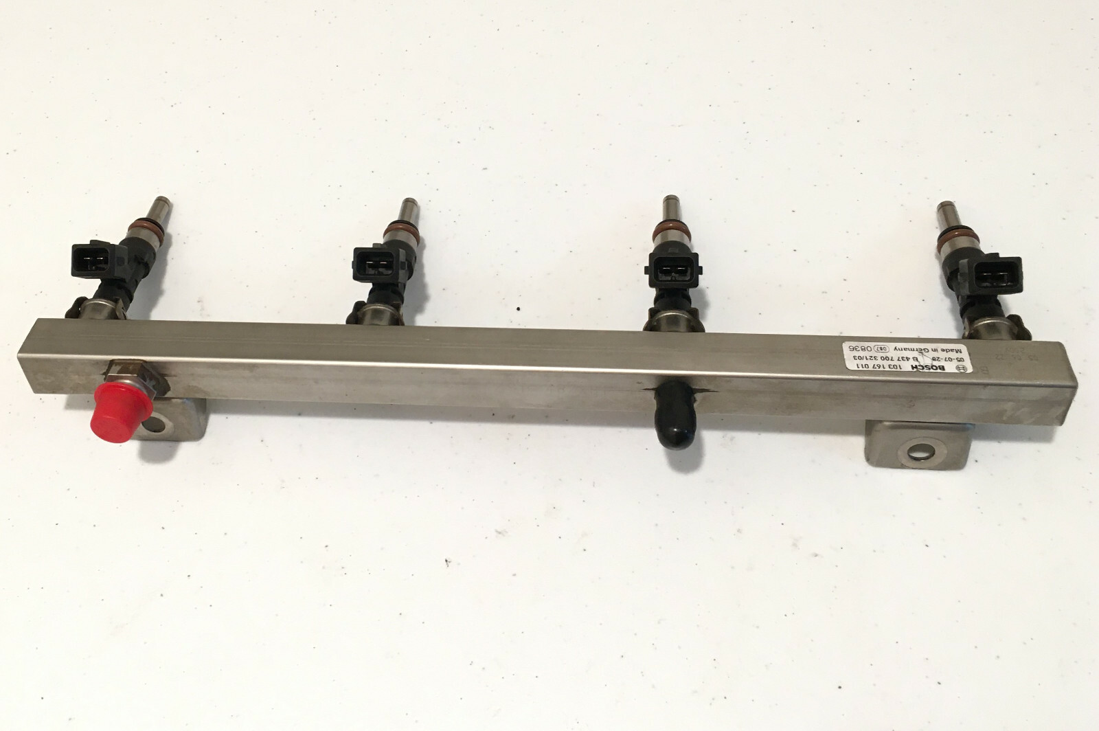 06 MASERATI QUATTROPORTE M139 4.2 ENGINE FUEL RAIL W/ INJECTORS PASSENGER SIDE
