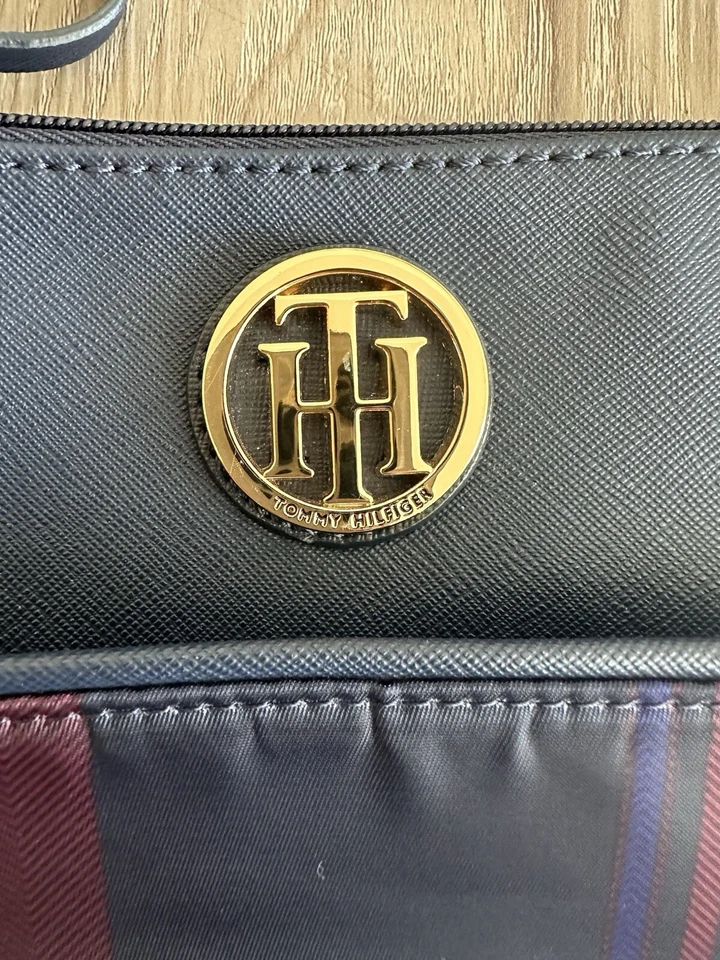 Tommy Hilfiger Navy Blue & Maroon Plaid Crossbody Bag - Image 3 of 4