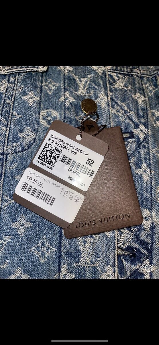 Louis Vuitton X Supreme Monogram Denim Trucker Jacket Sz 52 Louis Vuitton X Supreme Monogram Denim Trucker Jacket Sz 52