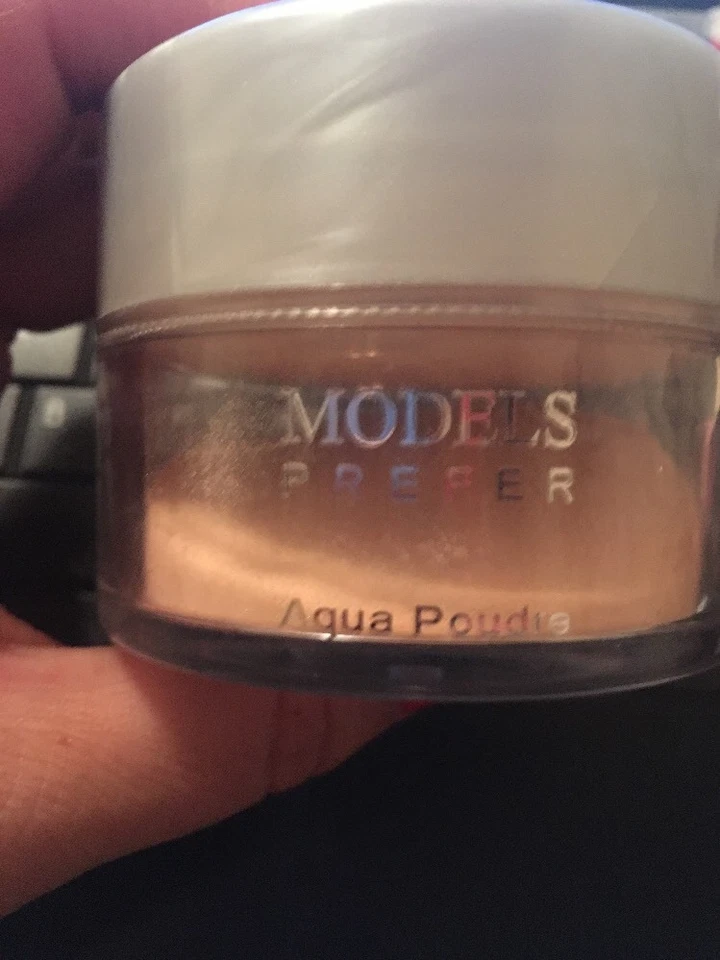 Models Prefer Aqua POWDER POWDER w/Brush by Your Best Friend Reduce Summer Shine - Image 3 of 4
