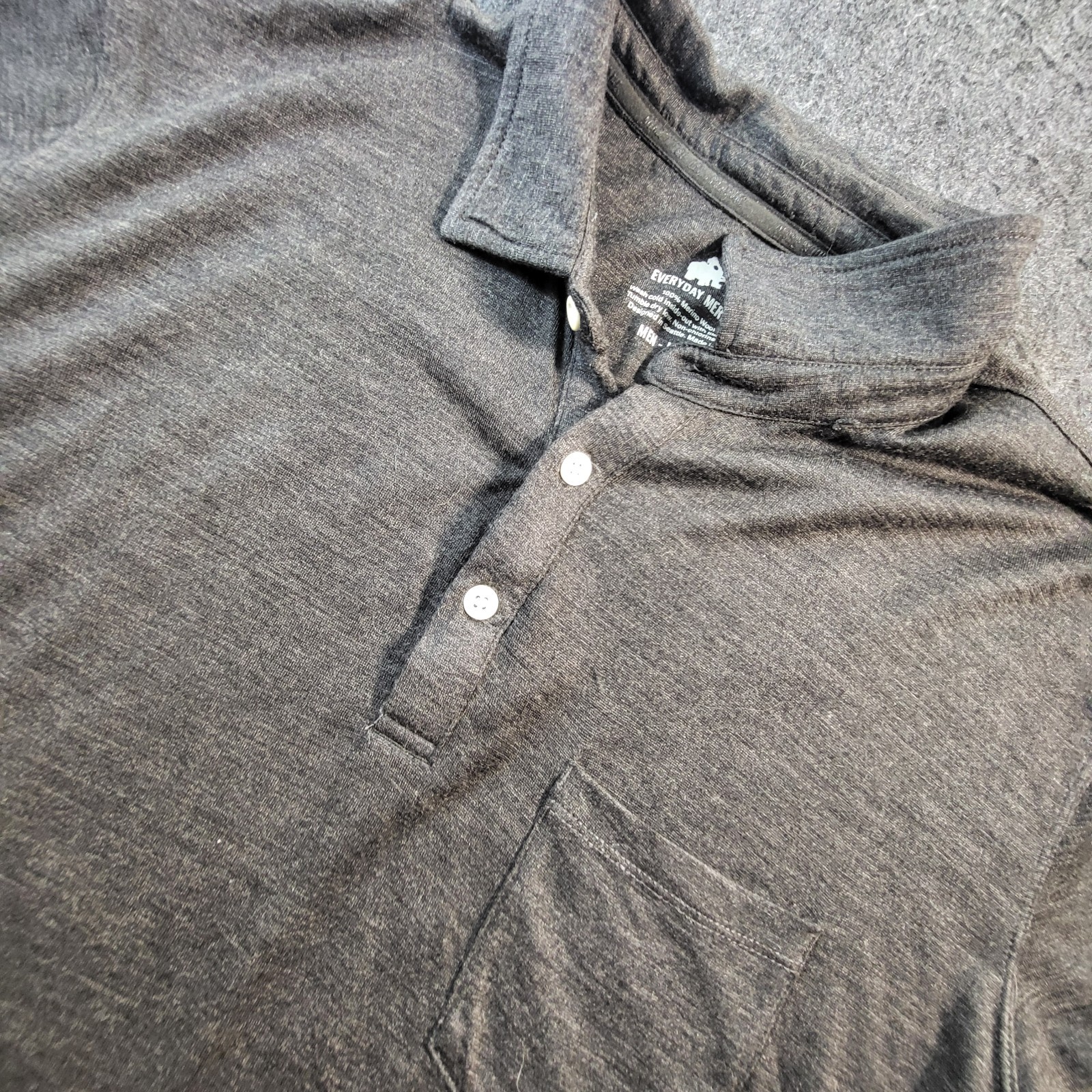 Woolly Shirt Men's L Charcoal Gray Button Up Short Sleeve 100% Merino Wool 