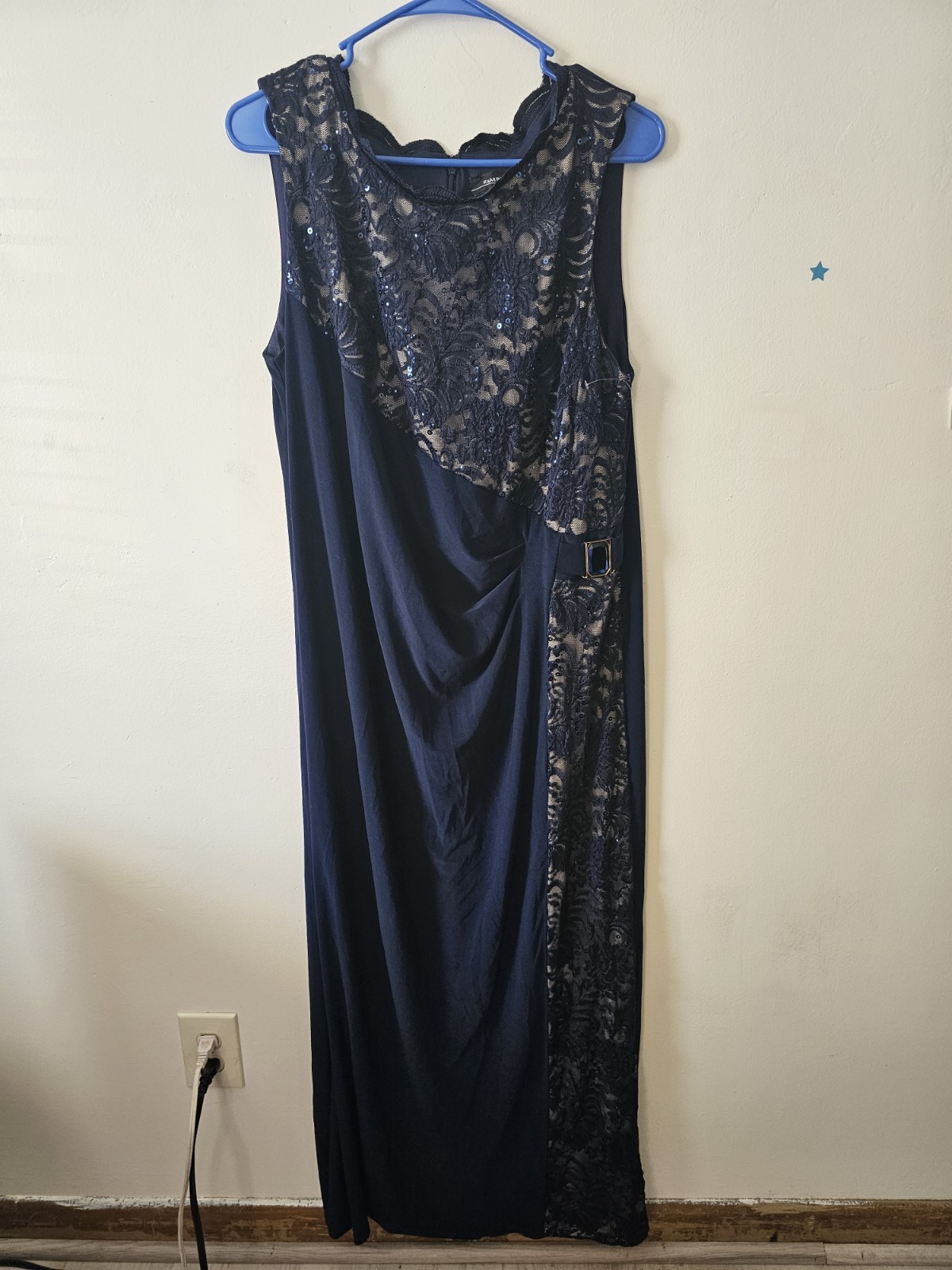 Women’s Blue Lace Maxi Dress Regular Sleeveless Scoop Neck Beaded Sequin Zip