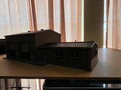 AMBULANCE STATION OR REPAIR ASSEMBLED PRINT ON DEMAND S SCALE BUILDING/DIORAMA
