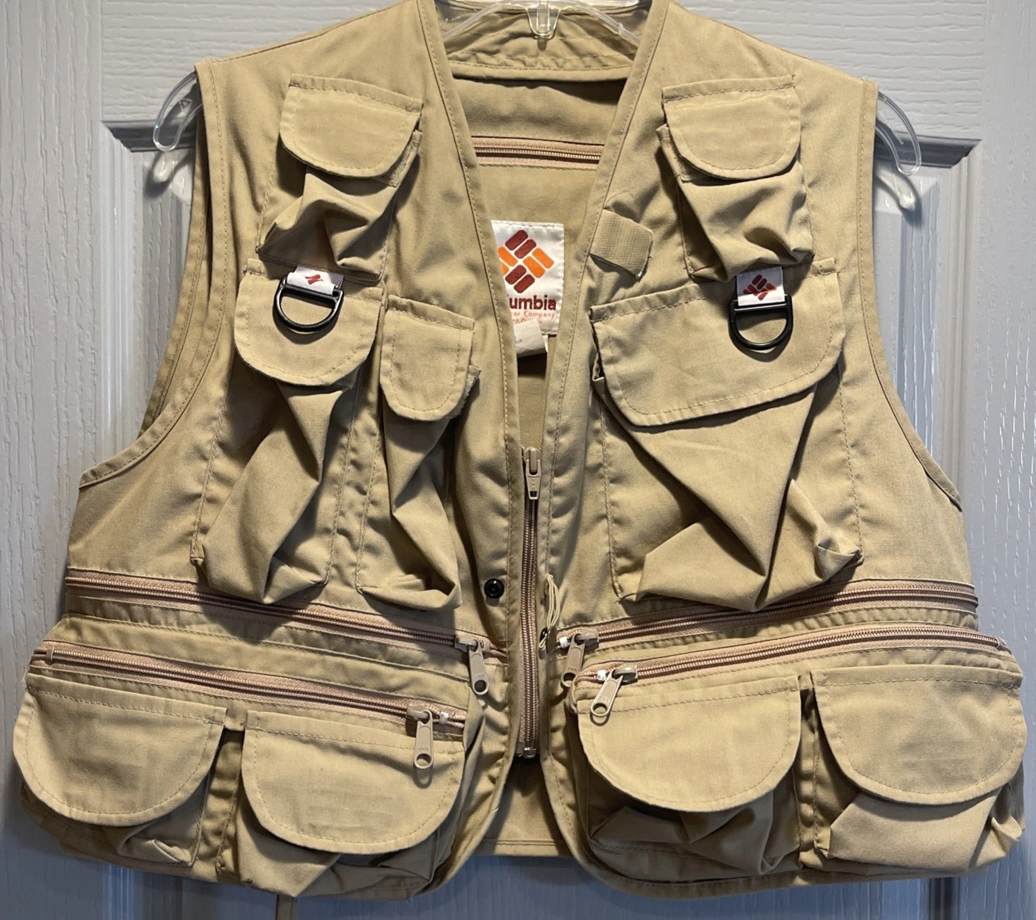 Vintage Columbia Fly Fishing Vest Size XS Khaki Beige Cargo Pockets Utility
Opens in a new window or