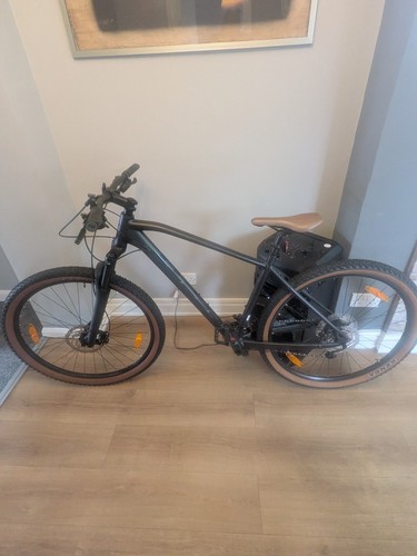 Pristine Scott Aspect 930 MTB Iridium Black 29er Used Once Excellent Cond MTB - Picture 2 of 9