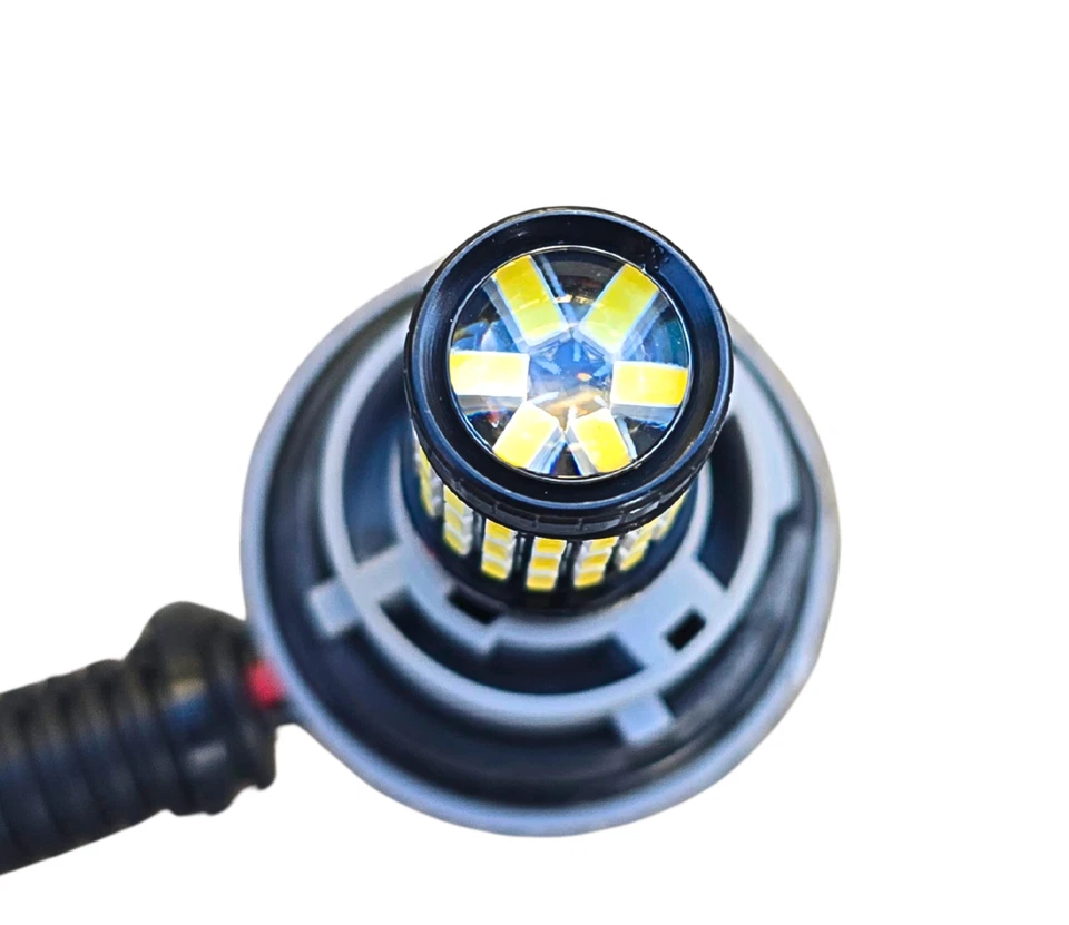 1000 LUMEN **LED** PROJECTION Polaris Headlight Bulbs 81169, 61189, 4030059  - Image 3 of 4