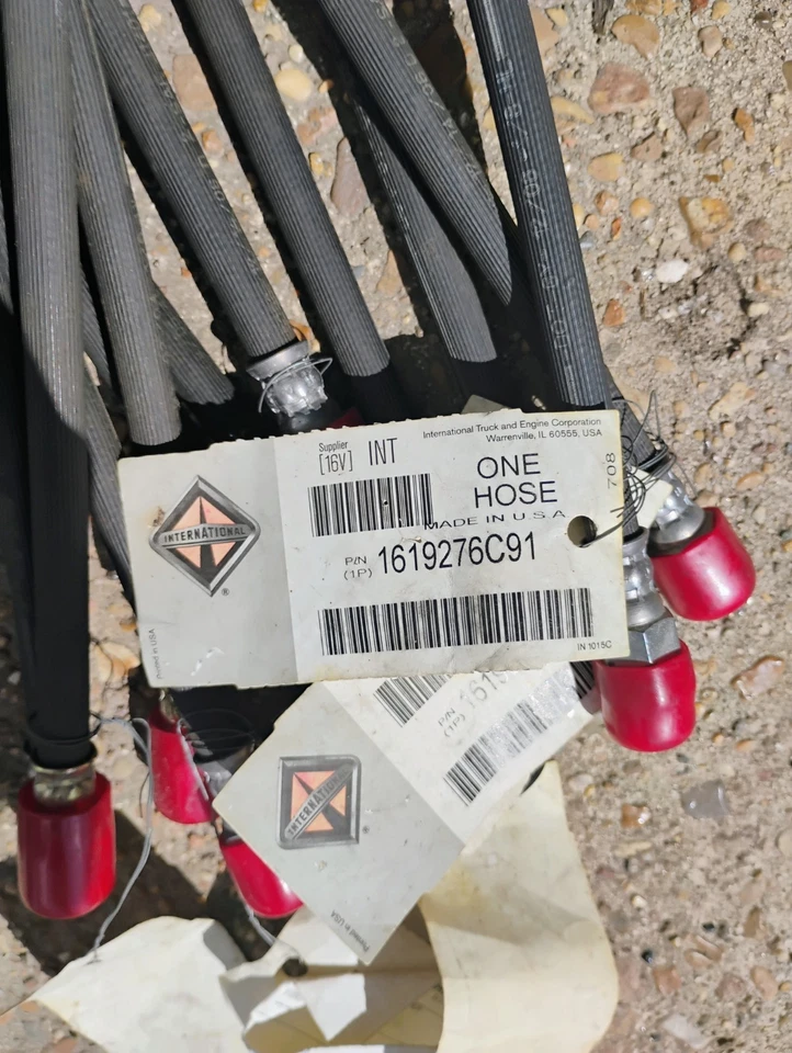 International Hydraulic Brake Hose w/Flanged End 1619276C91 NOS - Image 2 of 3