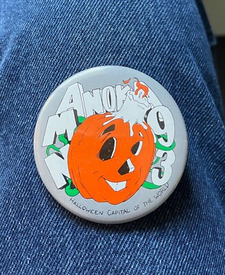 1993 Anoka Halloween Capital Of The World 2 1/4'' Cel Jack O Lantern Candle Vines
