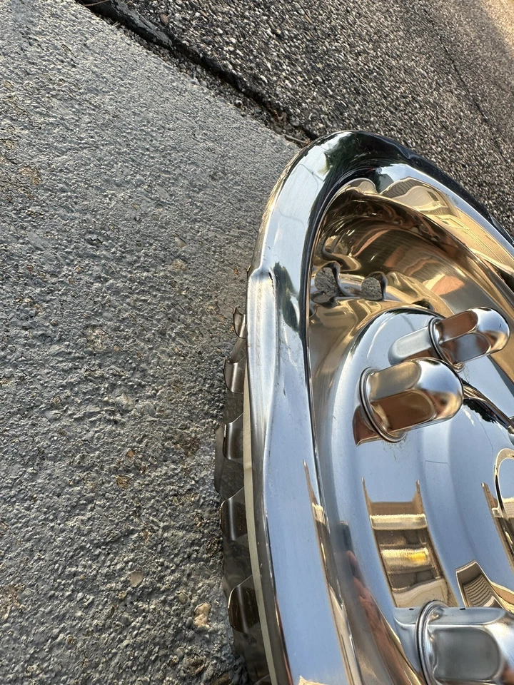 "Cubierta de rueda tapacubos doble trasera Mercedes Freightliner Sprinter 16"" JPSS166-18R" Foto 4 de 4